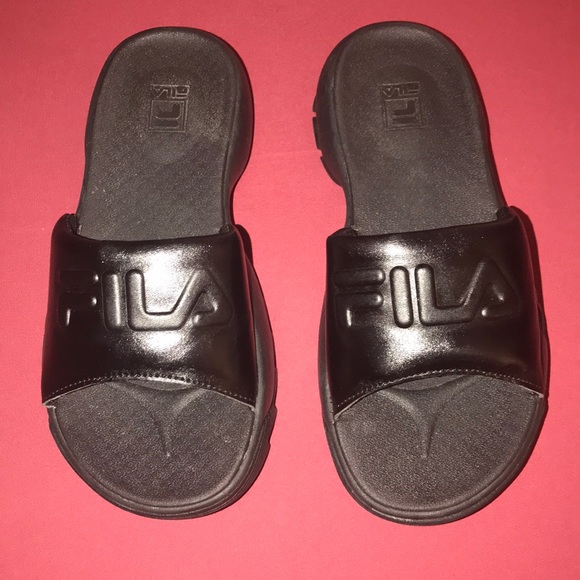 slides shoes fila